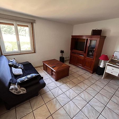 Chambres Des Arrys Bas-en-Basset Екстер'єр фото