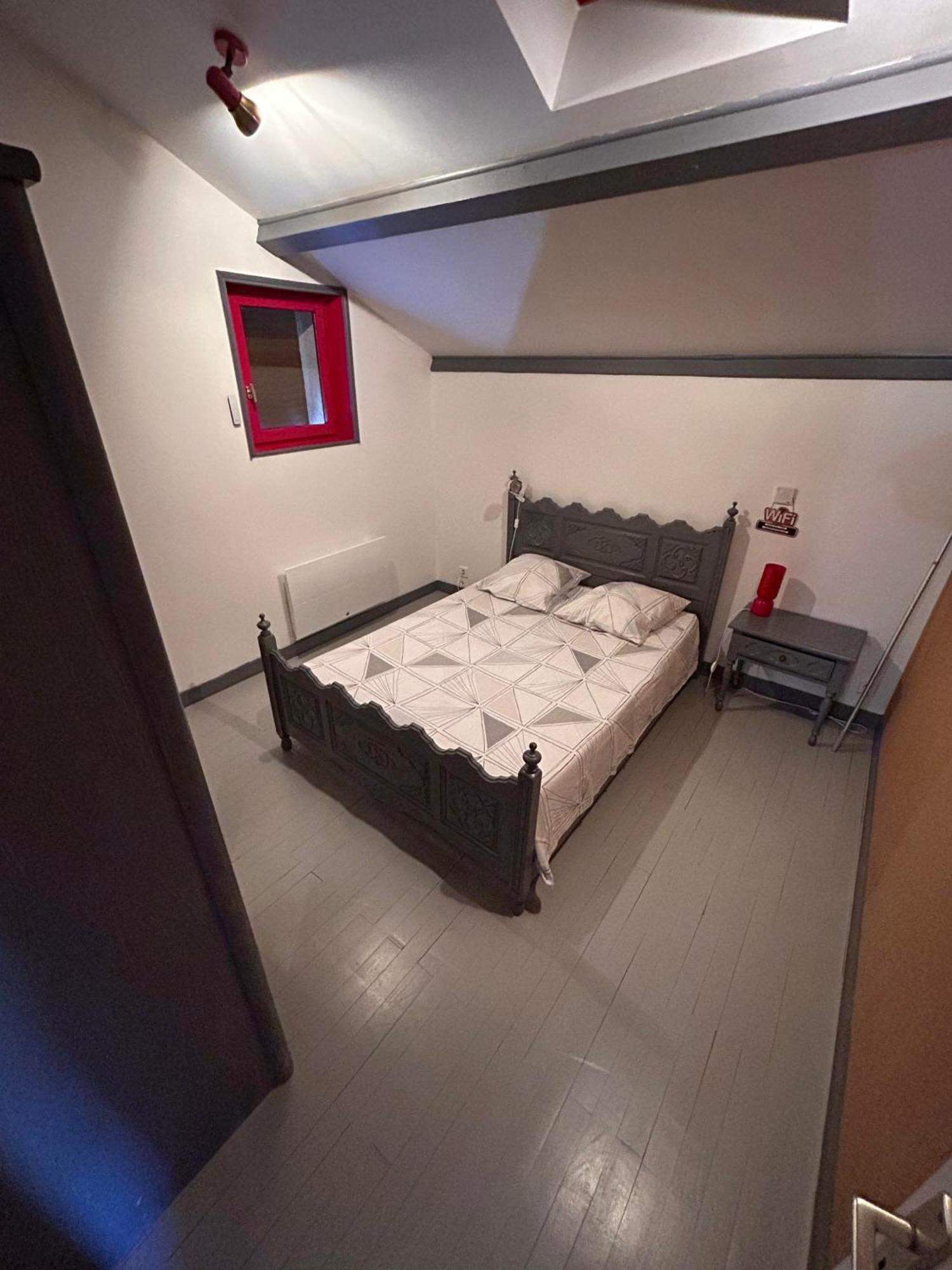 Chambres Des Arrys Bas-en-Basset Екстер'єр фото